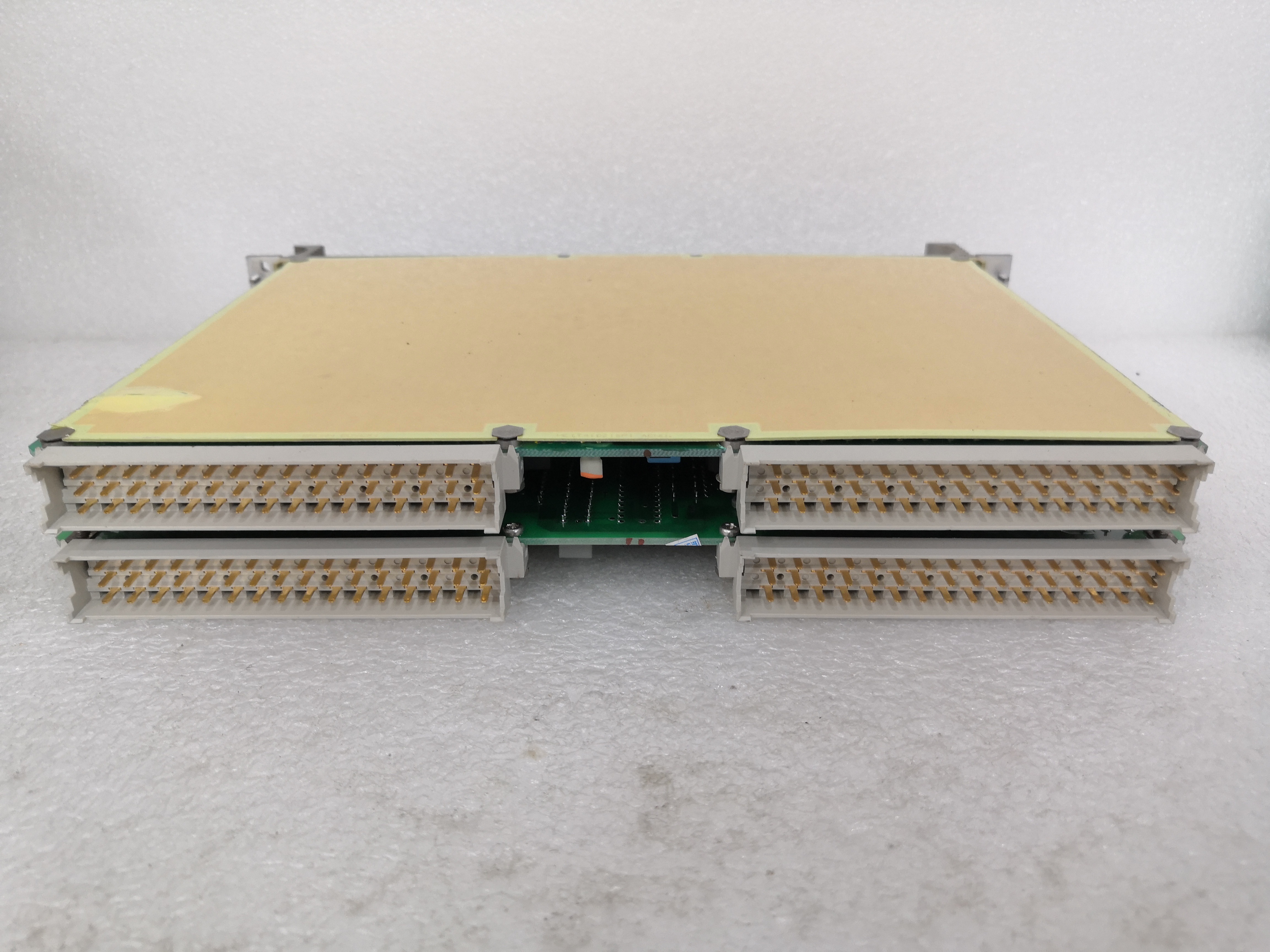 ABB UAA326A04 HIEE300024R4 